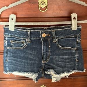 American Eagle Outfitters Hi-Rise Shortie Super Stretch Jean Shorts NWOT